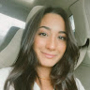 Meet your Posher, Chloe